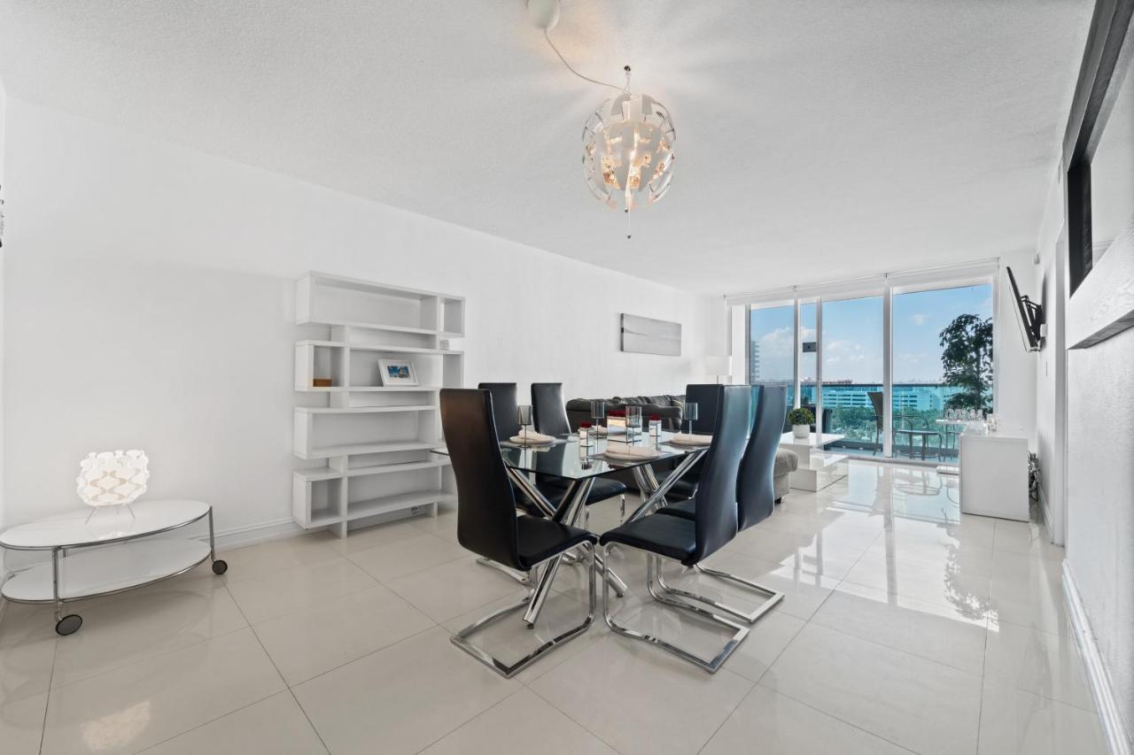Luxury Beachfront Condo Private Beach Access, Pool & Game Room!!! Χόλιγουντ Εξωτερικό φωτογραφία